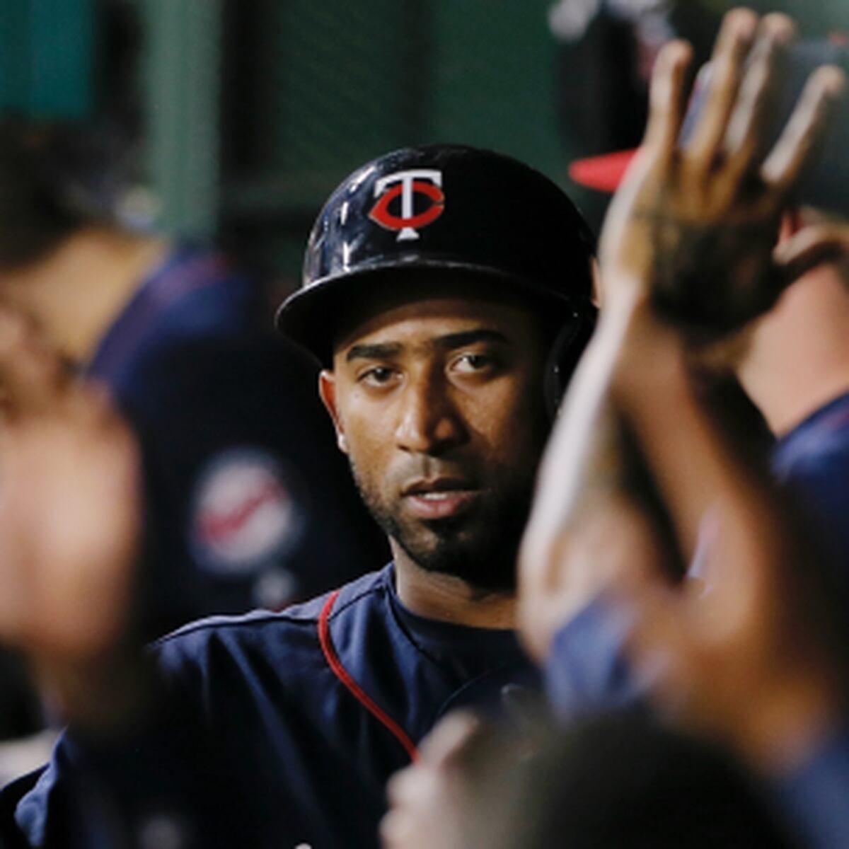 Gigantes adquieren a Eduardo Núñez Primera Hora