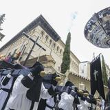 La Semana Santa en España desafía el mal tiempo para mantener una tradición de siglos 