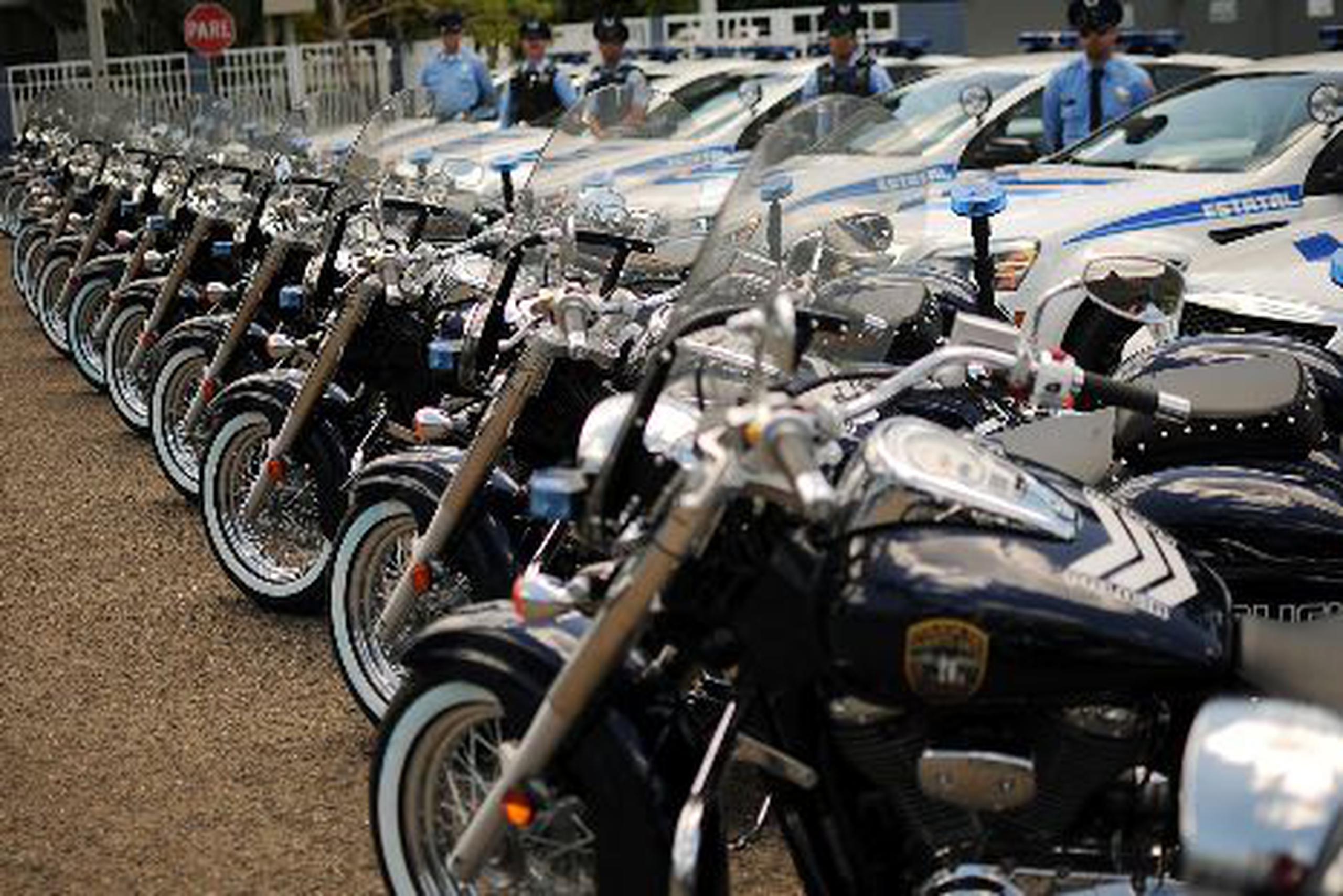 Estrenan patrullas en las cuatro regiones policiacas Primera Hora