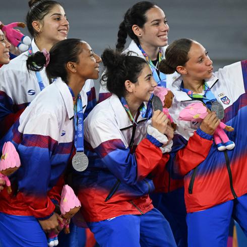 Puerto Rico se queda con medalla de plata en voleibol femenino