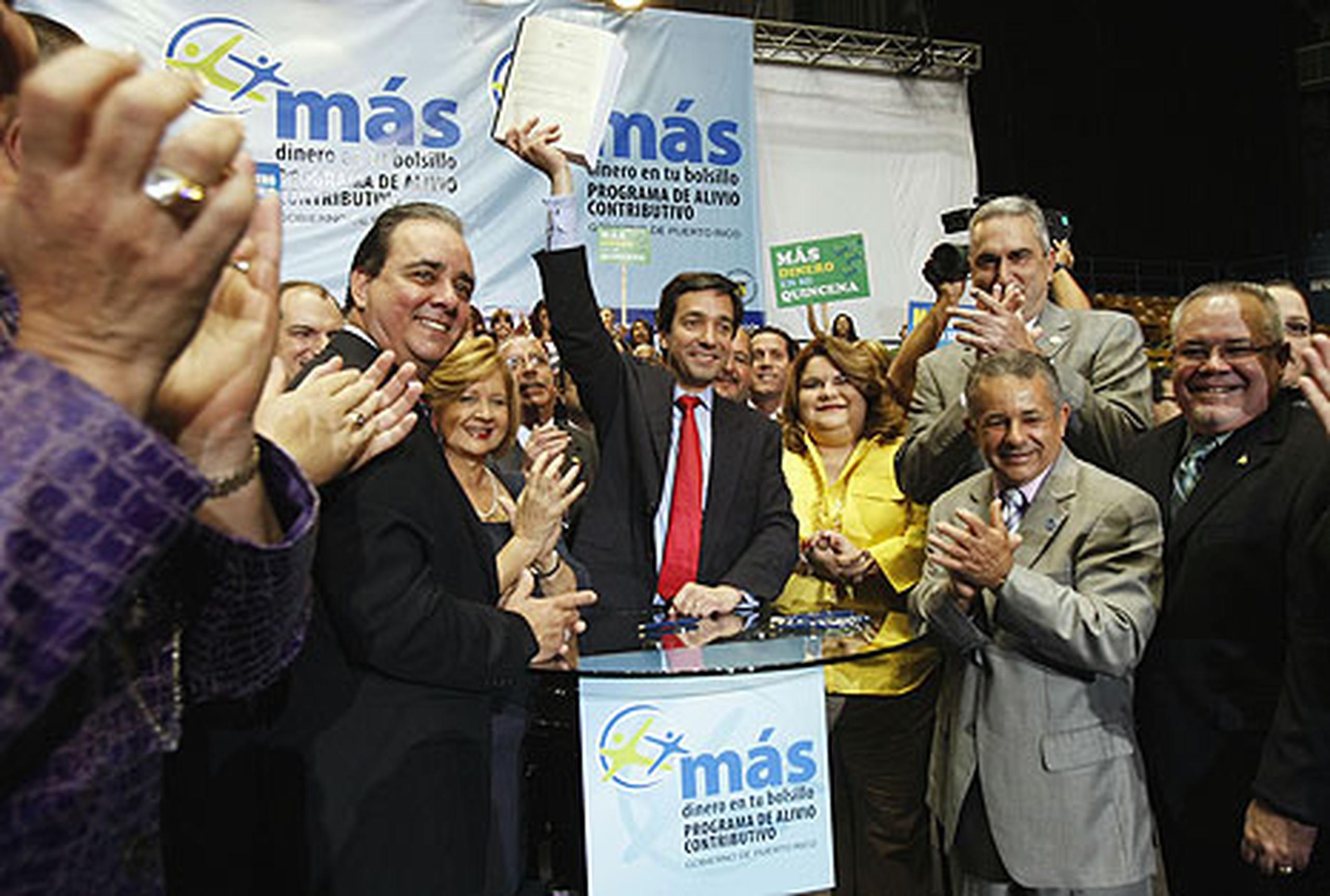Ya es ley nueva reforma contributiva Primera Hora