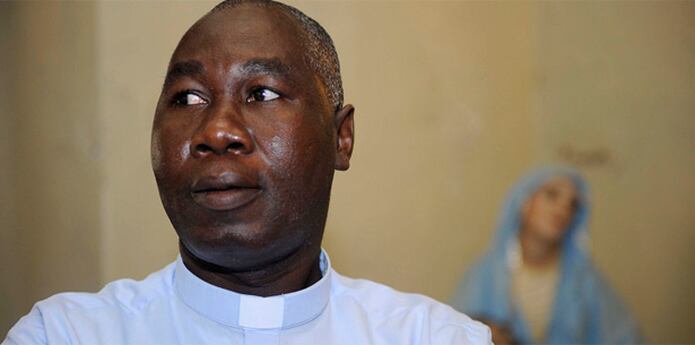 Entre los gestores de esta coalición, figura el Padre Olin Pierre, párroco de la Iglesia San Mateo. (Archivo)