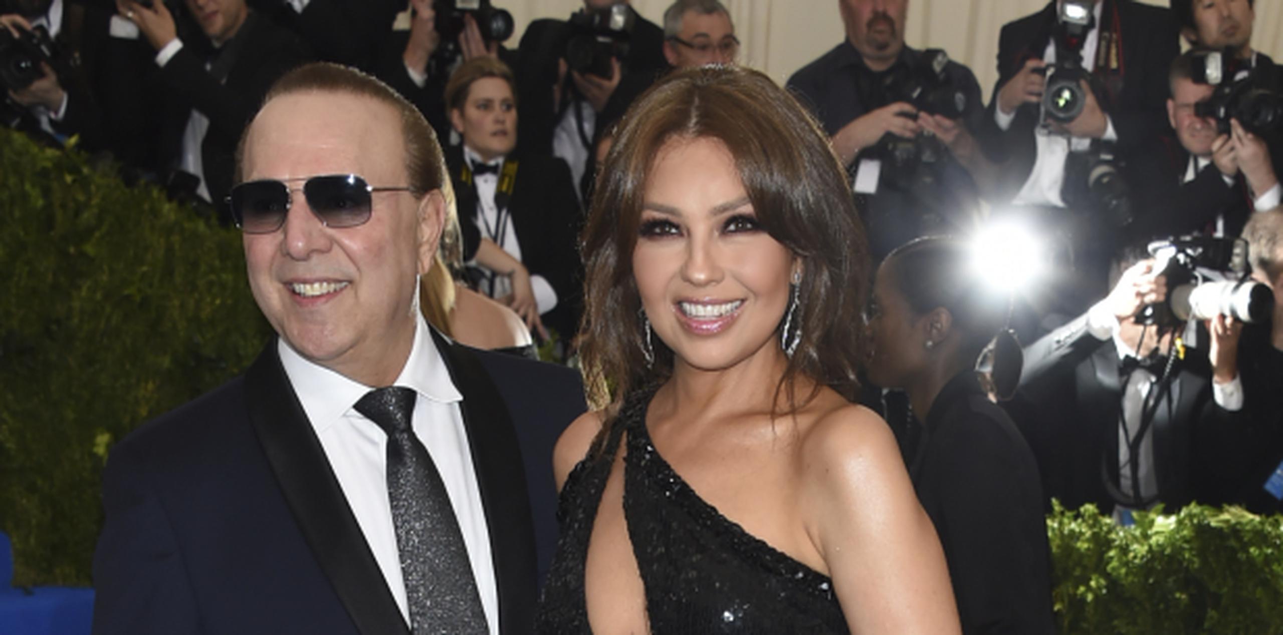 Tommy Mottola tiene 68 años, mientras que Thalía tiene 46. (Archivo)