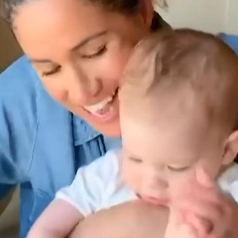 Revelan inusual vídeo del bebé de Meghan Markle y príncipe Harry