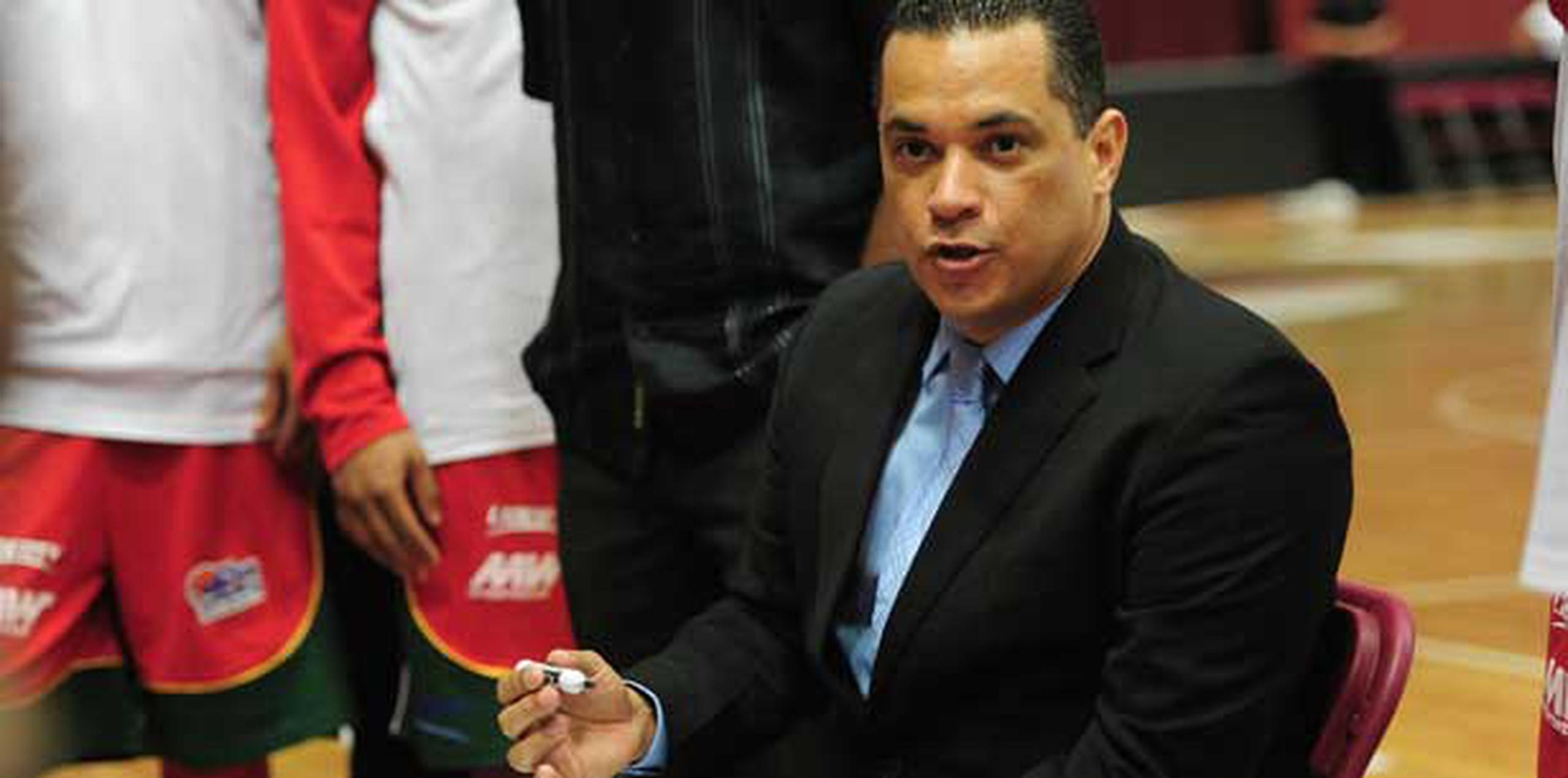 Tony Ruiz se reportó el lunes para las prácticas de las Panteras de Miranda. (Archivo)