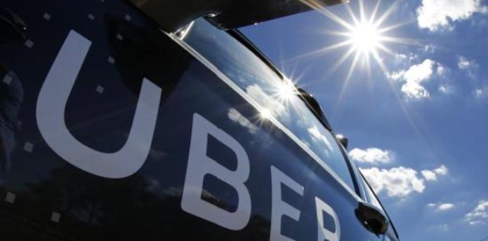 Se estima que solo la compañía Uber tiene alrededor de 4,000 conductores registrados en la isla.

