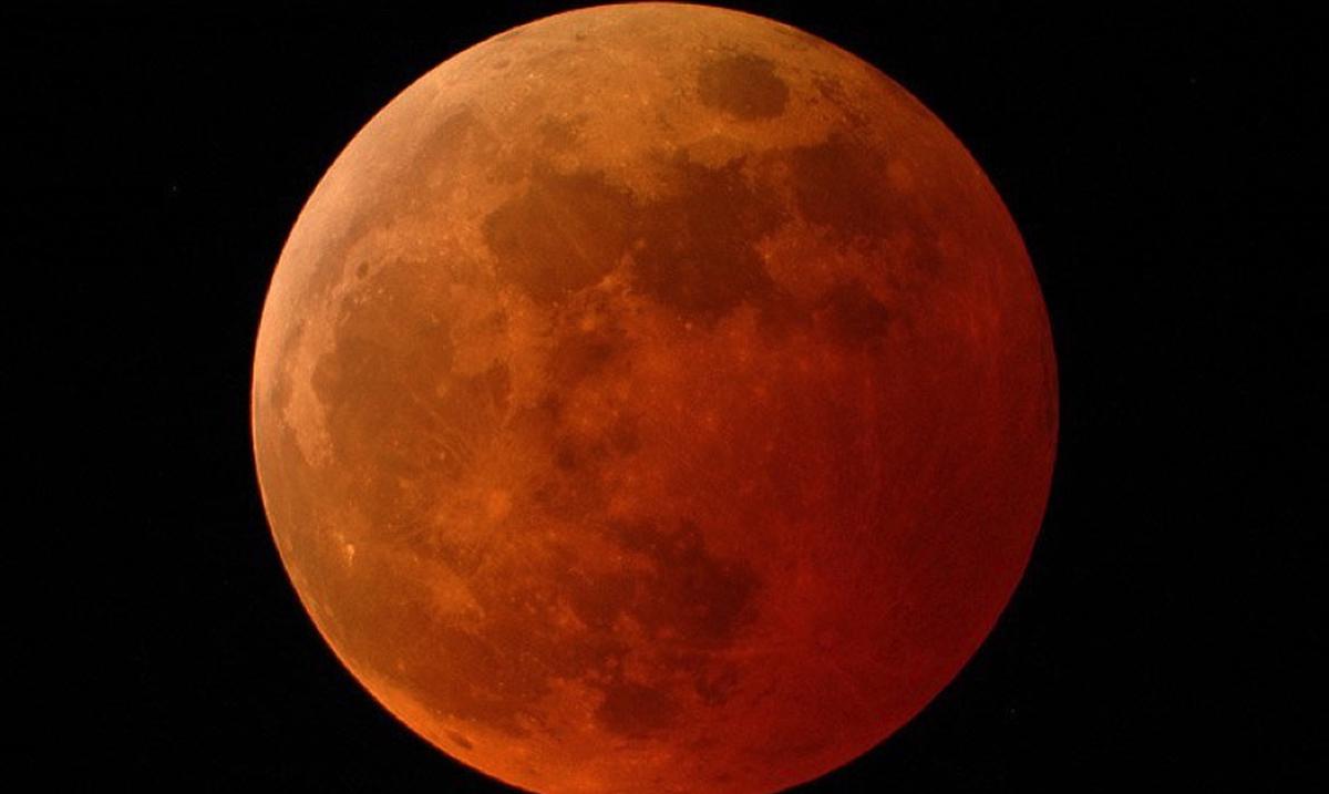 Observa el último eclipse lunar del año en Puerto Rico