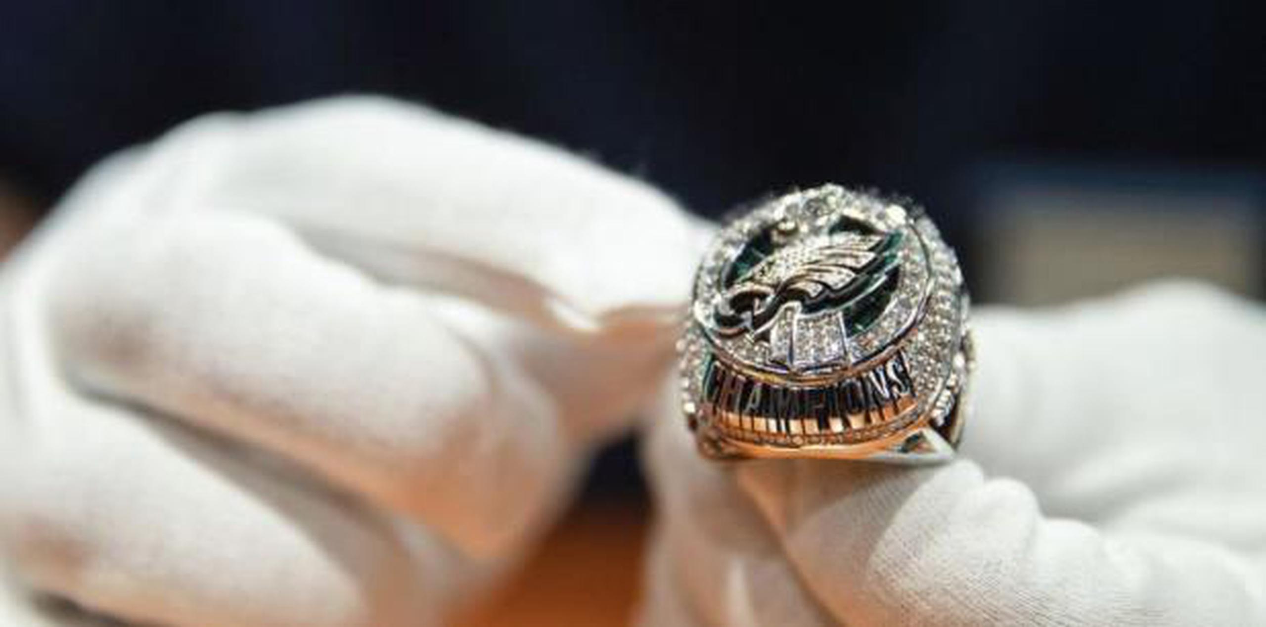 El anillo de los Eagles de Filadelfia. (Twitter / @Eagles)