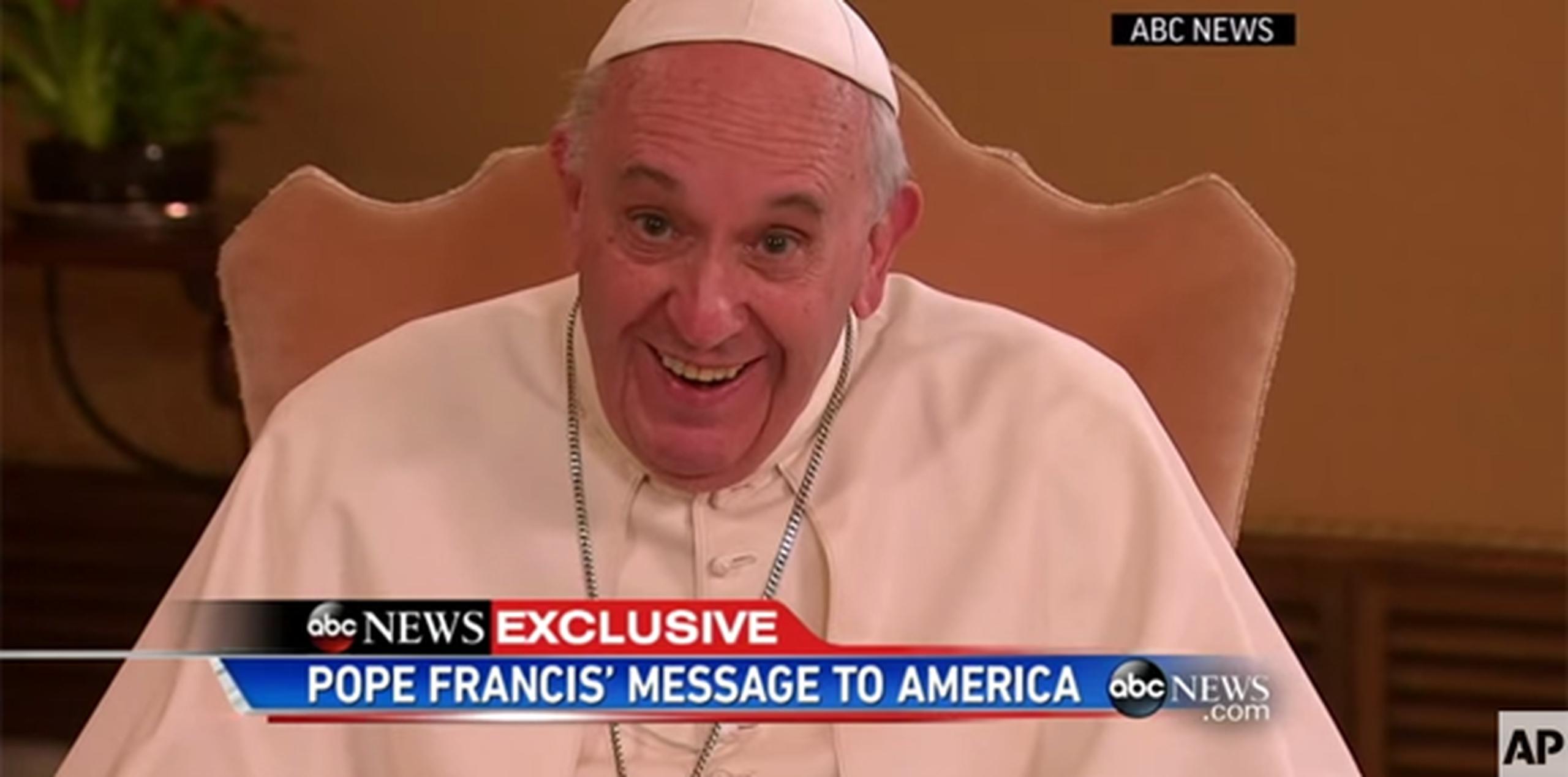 El pontífice habló el lunes con tres personas en Los Ángeles, Chicago y McAllen, Texas, en un evento organizado por ABC News.
