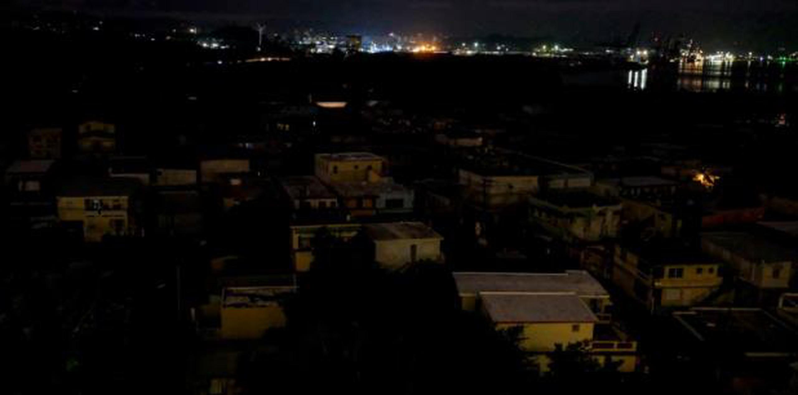 Esta mañana todo Puerto Rico se quedó sin luz tras el terremoto de 6.4. (david.villafane@gfrmedia.com)