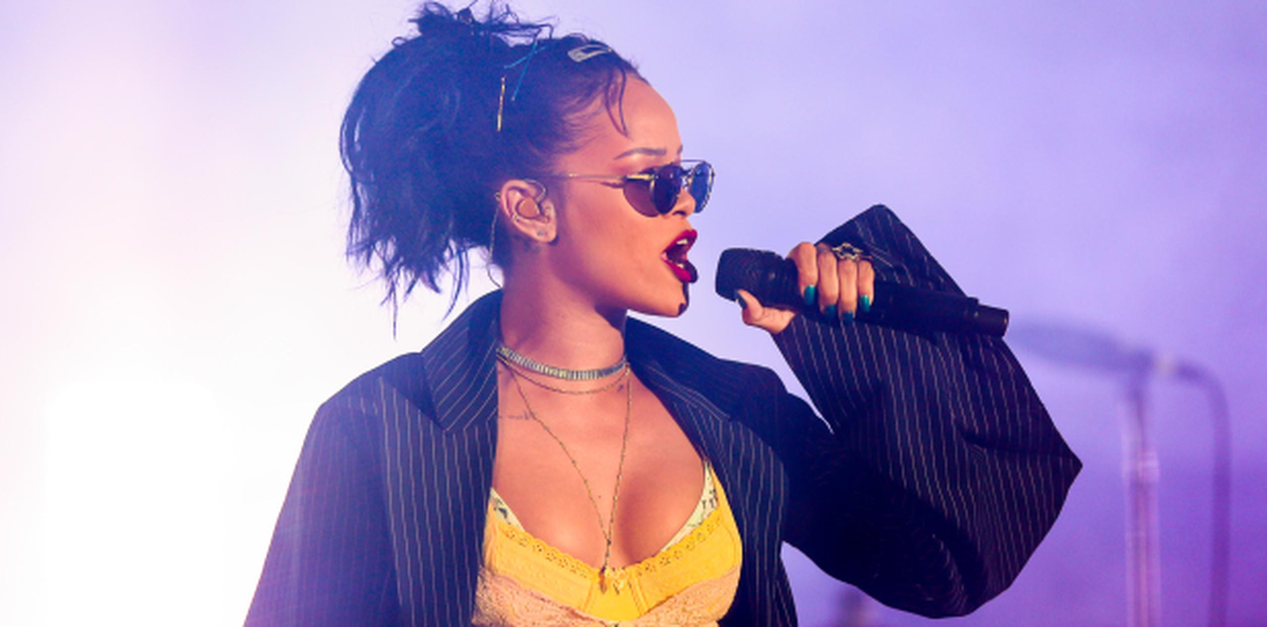 "Creo que diseñar forma parte de ser creativo", dijo Rihanna. (The Associated Press)