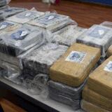 Ocupan cargamento millonario de cocaína en costa de Arecibo