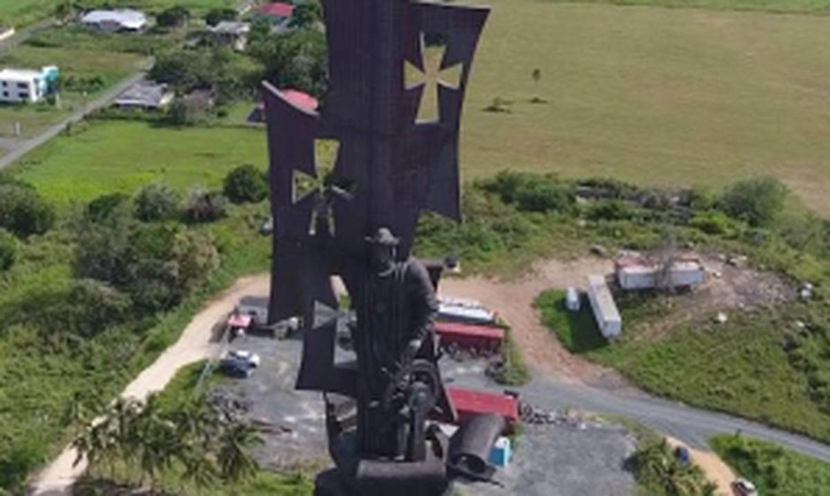 Habrá que esperar más por la estatua de Colón