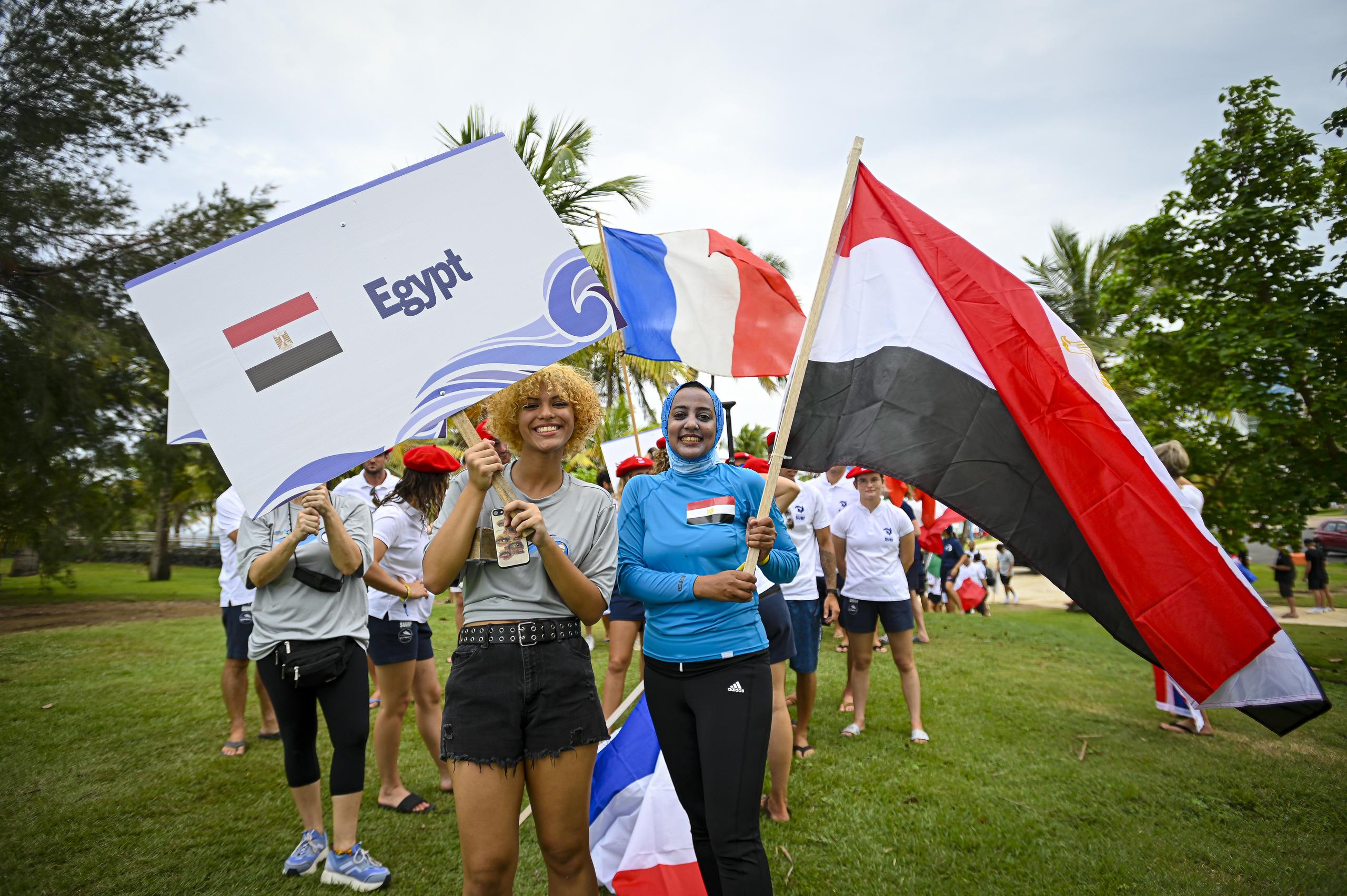 Los atletas de Egipto hicieron la larga travesía.