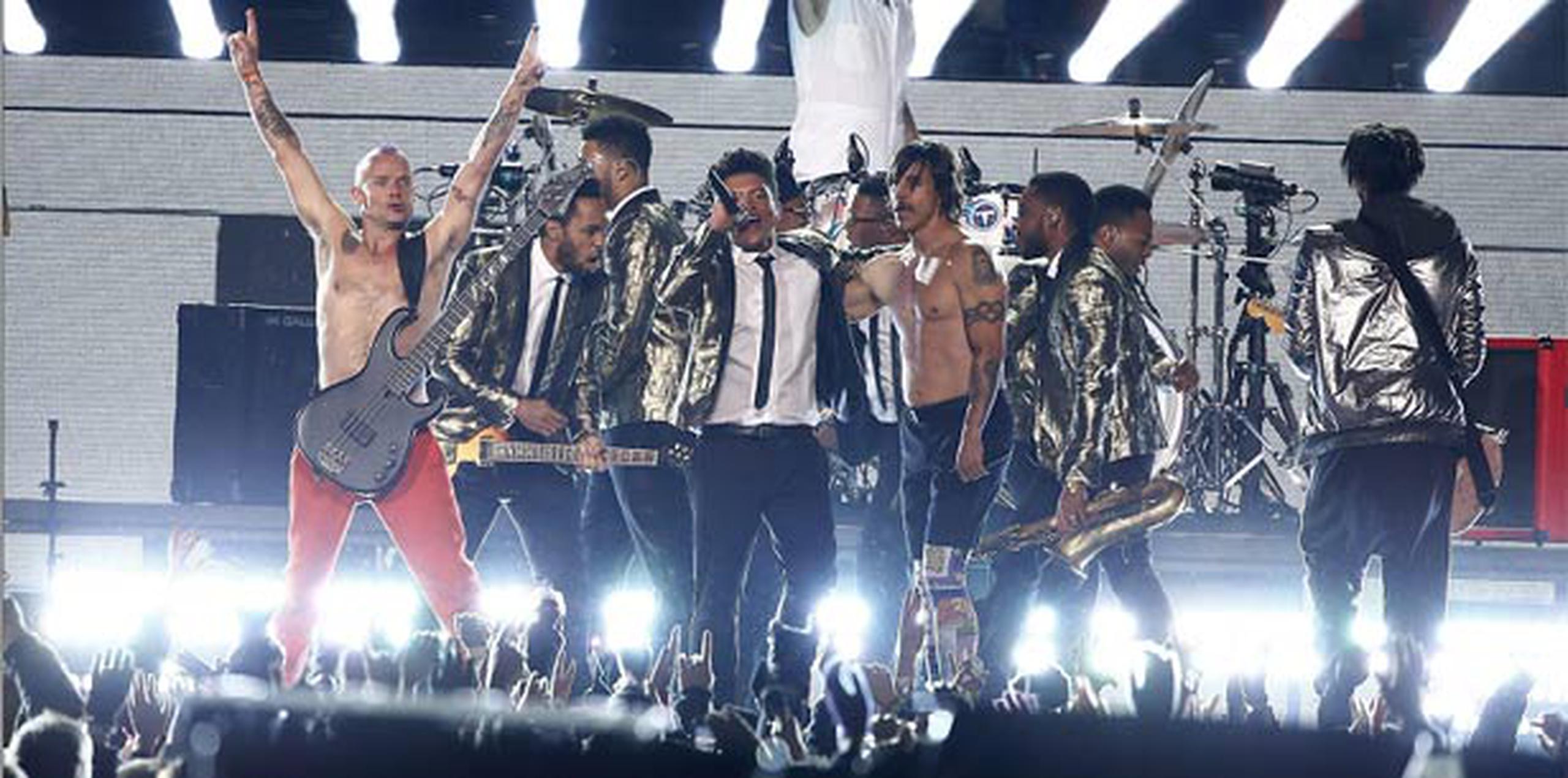 En el pasado Super Bowl, los artistas invitados fueron Bruno Mars y los Red Hot Chili Peppers.  (Archivo/EFE)