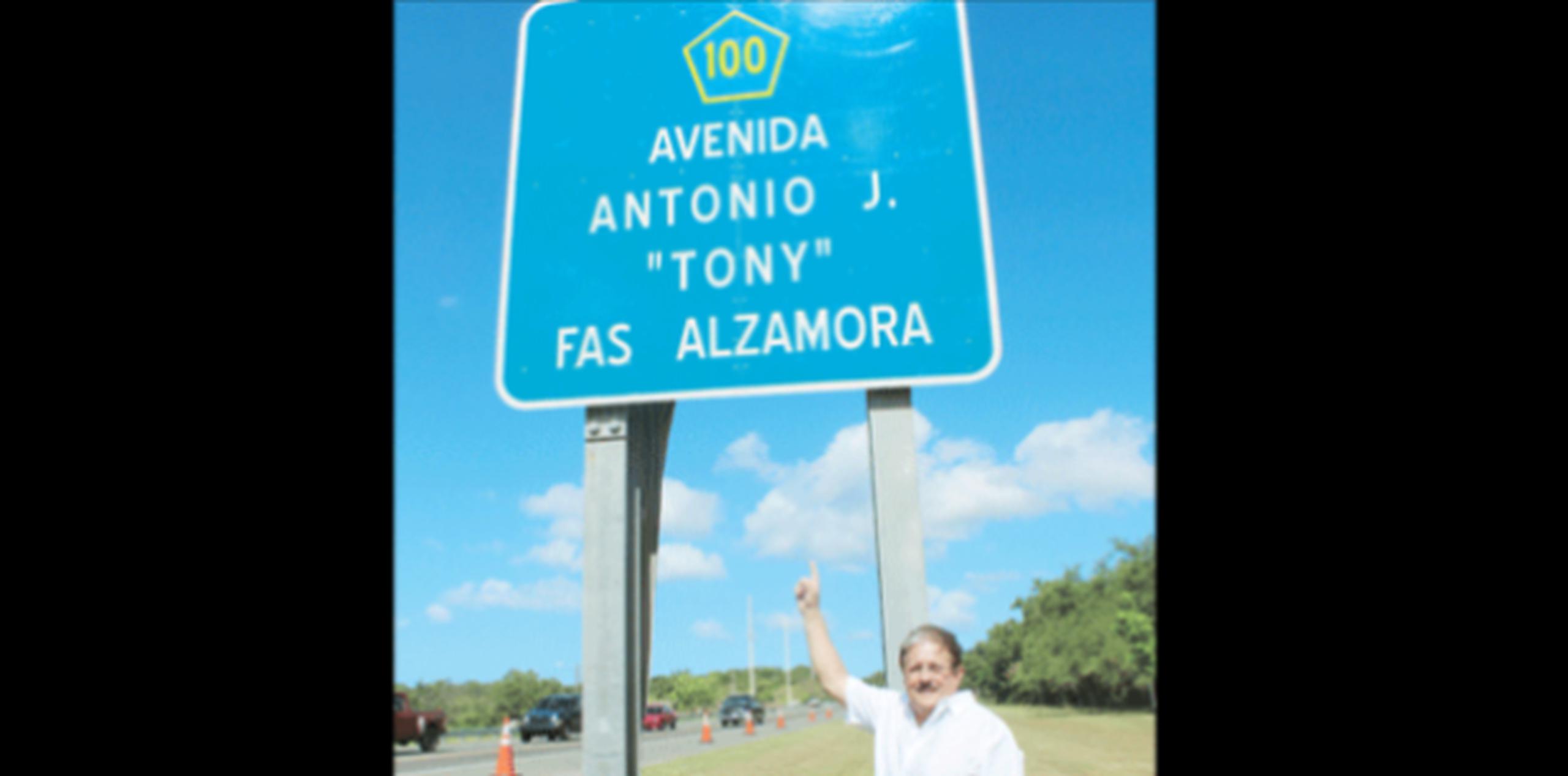 La vía lleva el nombre de Avenida Antonio J. “Tony” Fas Alzamora, en honor a los 40 años que este veterano caborrojeño sirvió como legislador. (Suministrada)