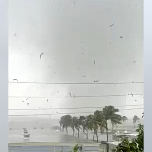 Impresionante momento: vecino capta tornado en Arecibo