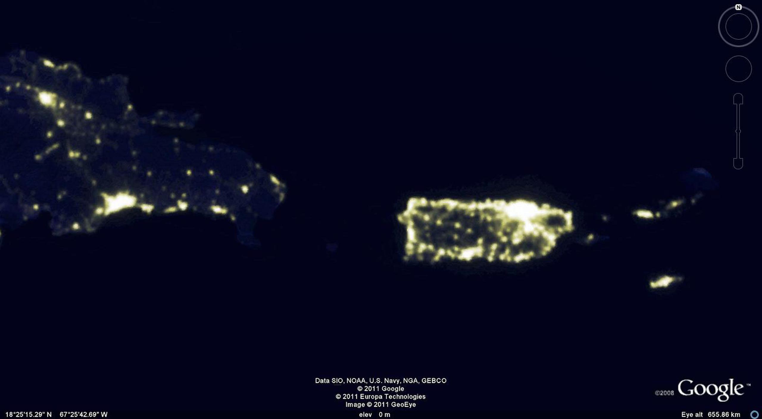Imagen nocturna de Puerto Rico y el Caribe captada desde satélites de la NASA a través de Google Earth.