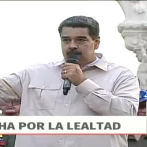 Maduro ordena capturar a cualquier "traidor" en la Fuerza Armada