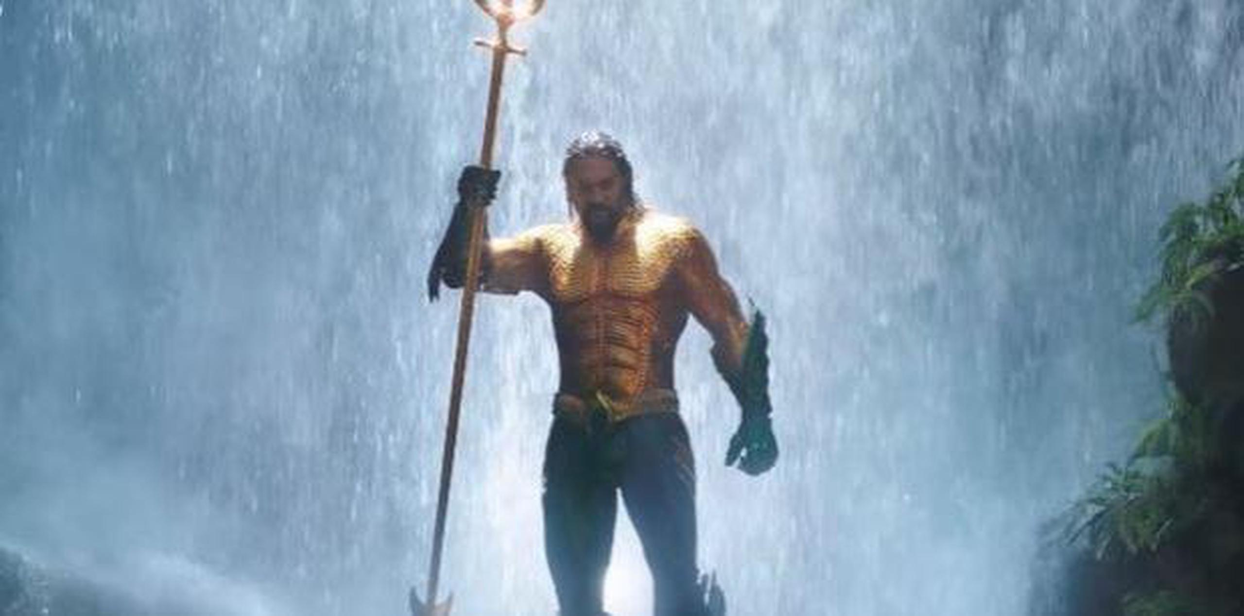 El actor Jason Momoa es el encargado de dar vida a “Aquaman”.  (Captura)