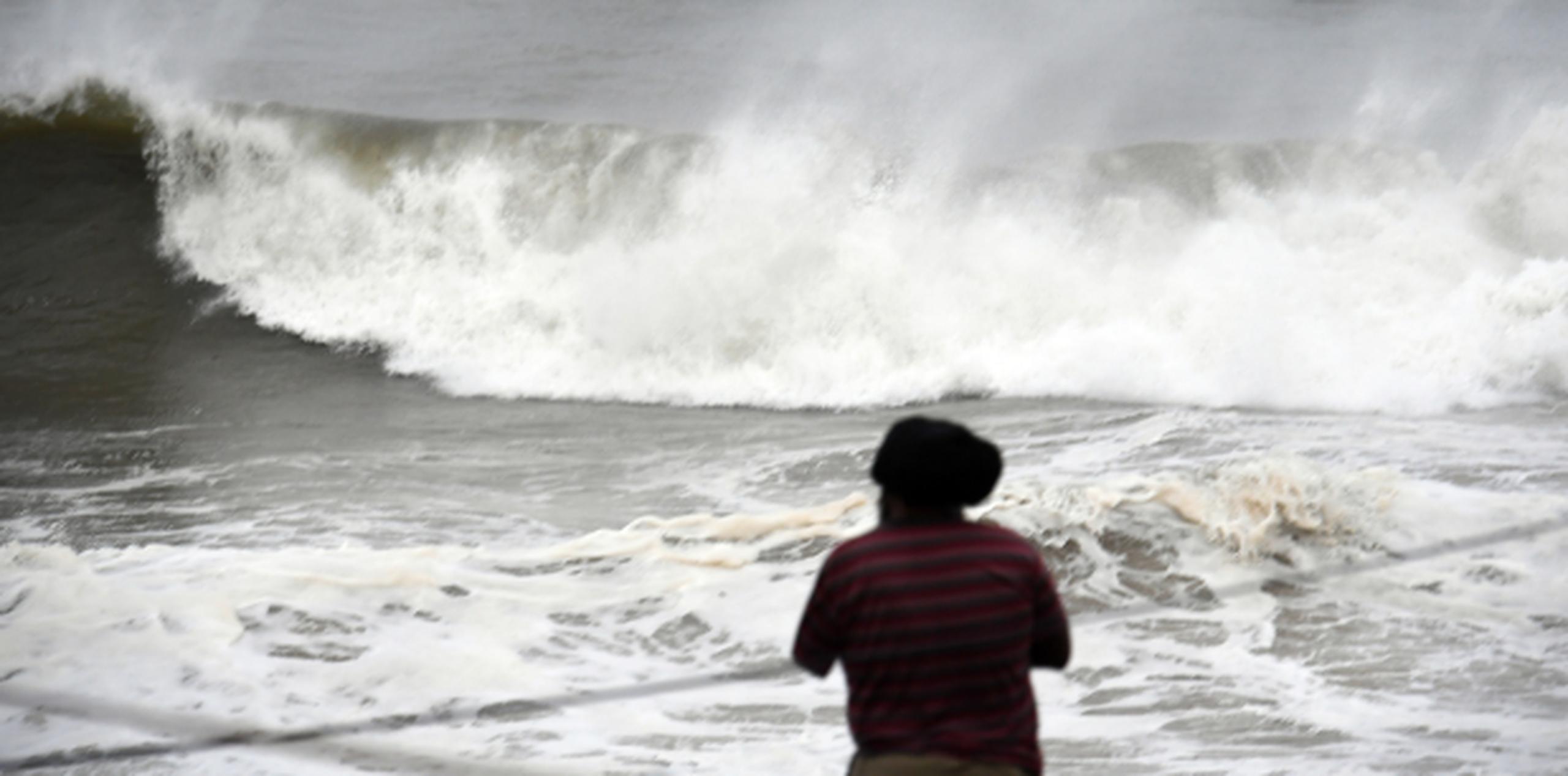 El huracán está causando fuerte oleaje en diversos sectores del país. (andre.kang@gfrmedia.com)