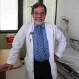 Fernando Cabanillas: el primer médico que enfrentó el COVID-19 en Puerto Rico