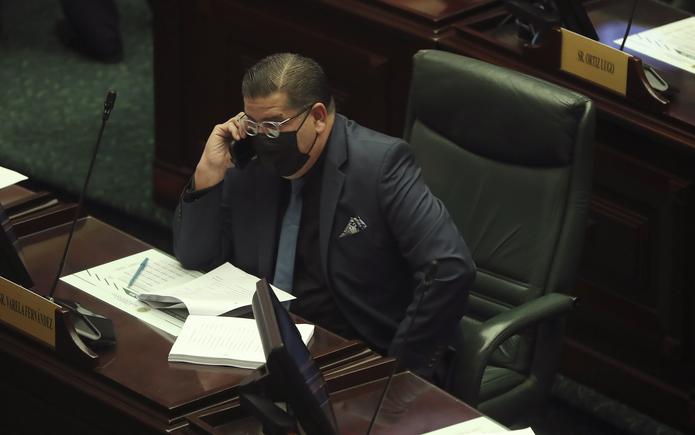 La Cámara podría votar la semana próxima sobre dos medidas que tienen impacto sobre los trabajadores y la economía, según indicó su presidente, Rafel "Tatito" Hernández.