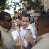 Aliados de Guaidó recibirán $5,000 mensuales: el salario mínimo en Venezuela es $2 al mes