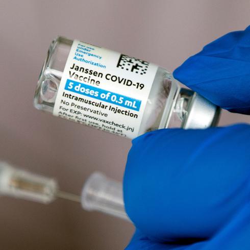 FDA reanuda el uso de vacuna de Johnson & Johnson