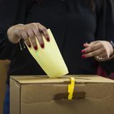 Los seis candidatos a la alcaldía de Humacao ejercen su derecho al voto 