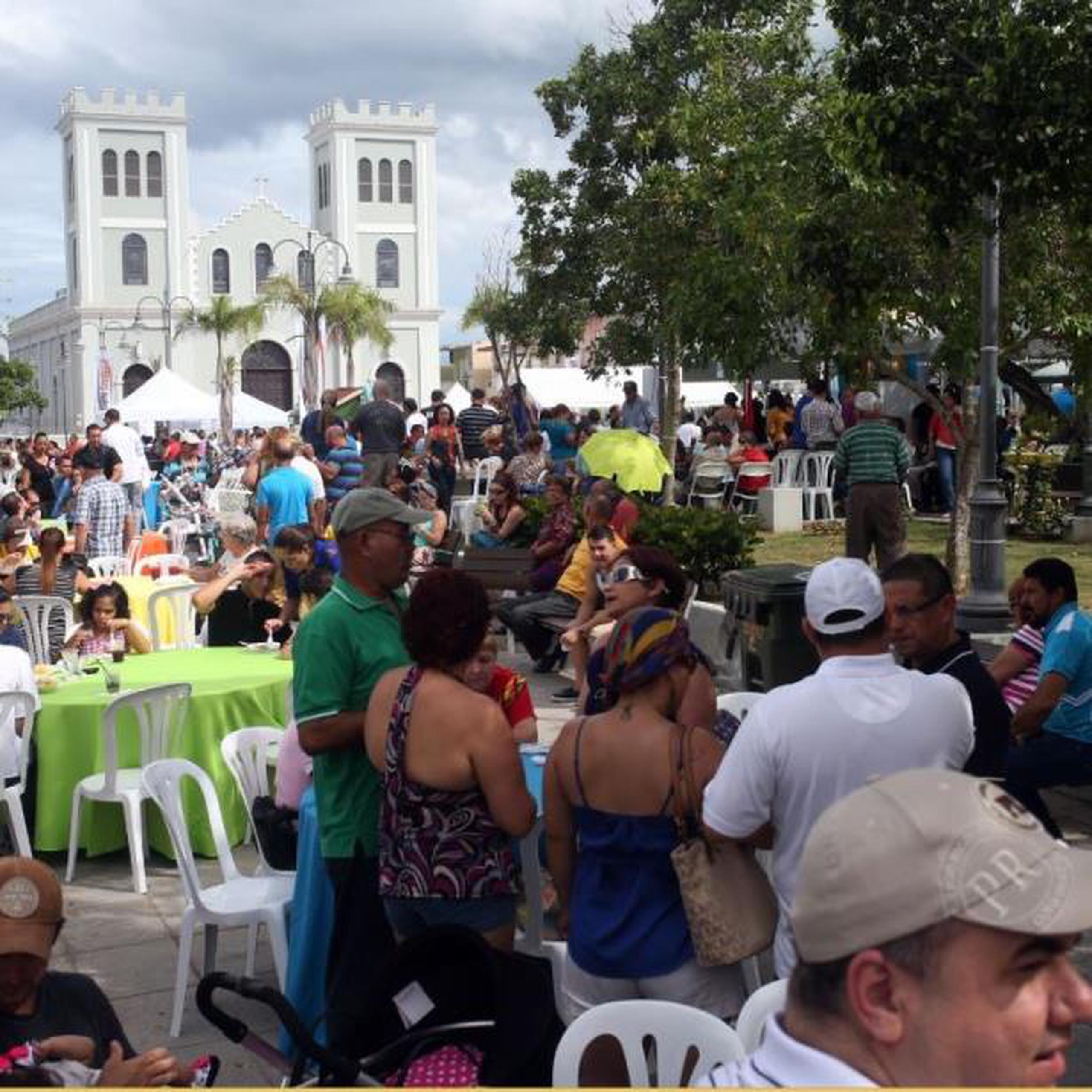 El sábado y el domingo, desde mediodía en la plaza pública de Isabela, se celebra el “Encuentro Cultural”, en conmemoración del 25 aniversario de La Casa de la Cultura Isabelina. (Archivo)