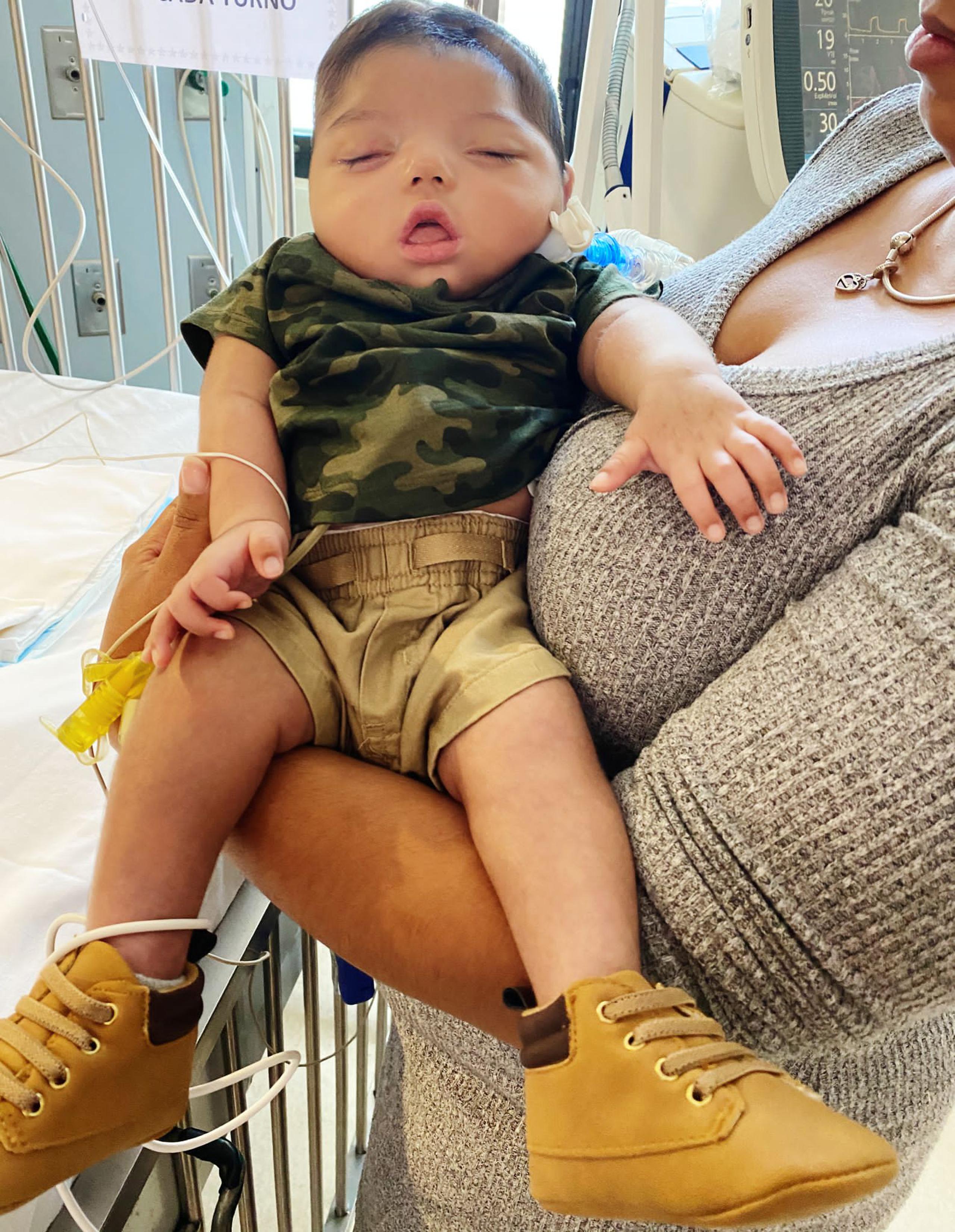 Sebastián Moisés, de tres meses, fue diagnosticado con hipoxia severa a nivel cerebral.