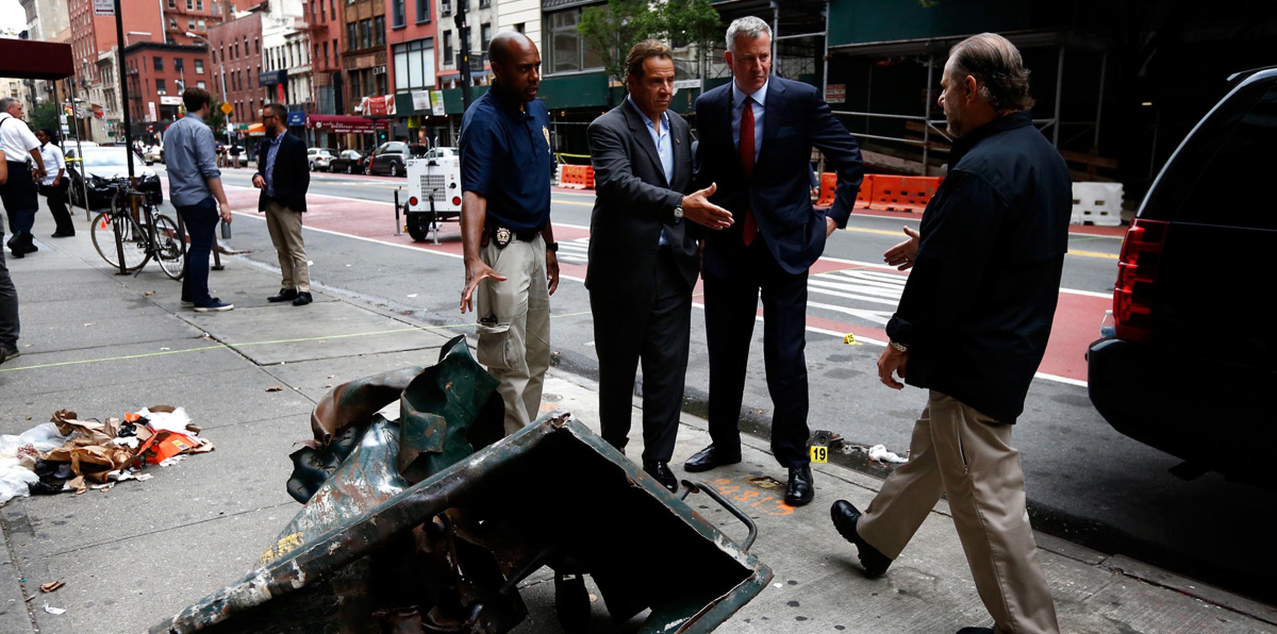 El gobernador del estado, Andrew Cuomo, dijo el sábado que la explosión de Manhattan que hirió a 29 personas no parecía estar relacionada con el terrorismo internacional. (AP)