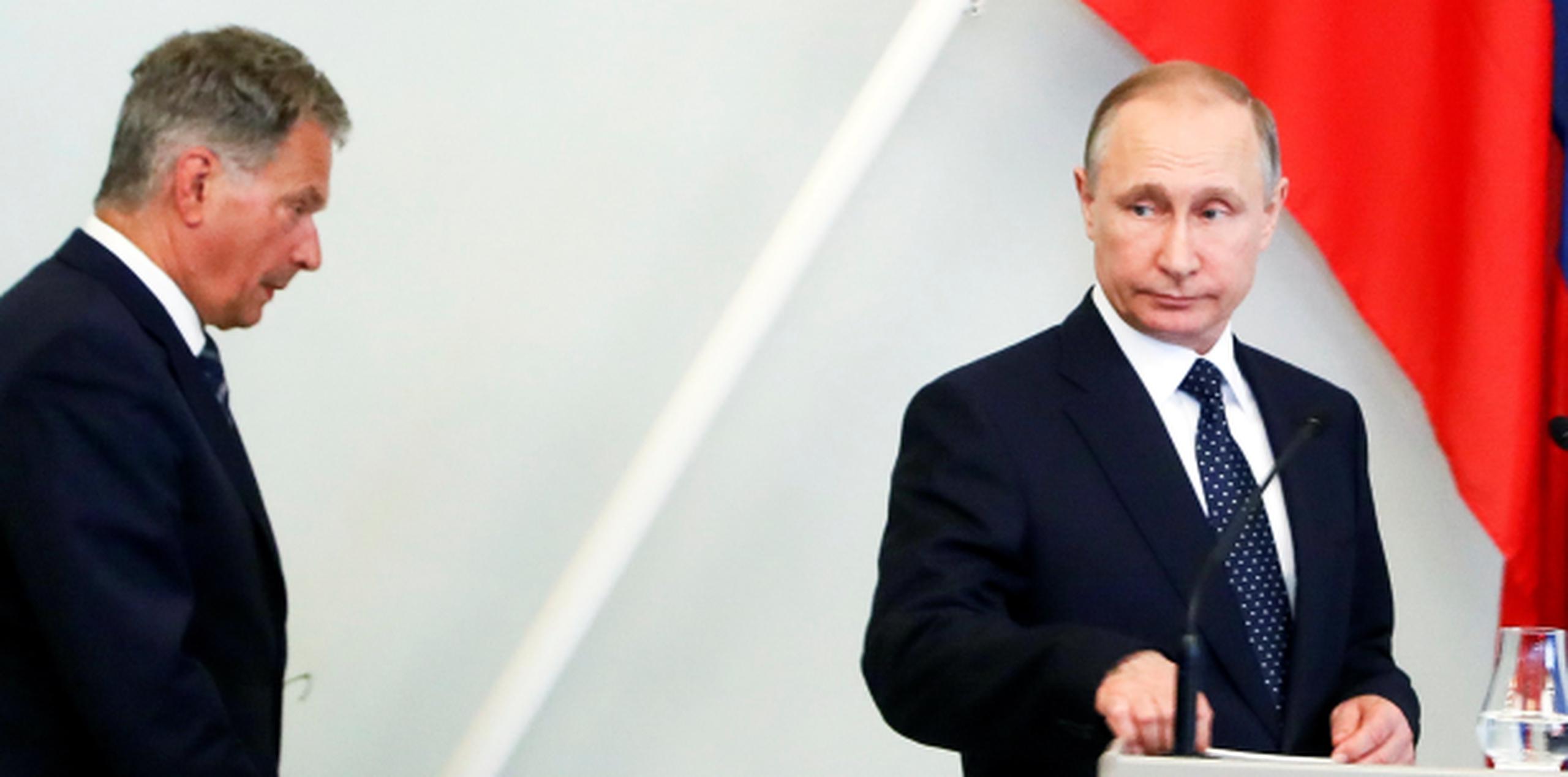 Putin hizo las declaraciones en una rueda de prensa durante una breve visita a Finlandia. (EFE)