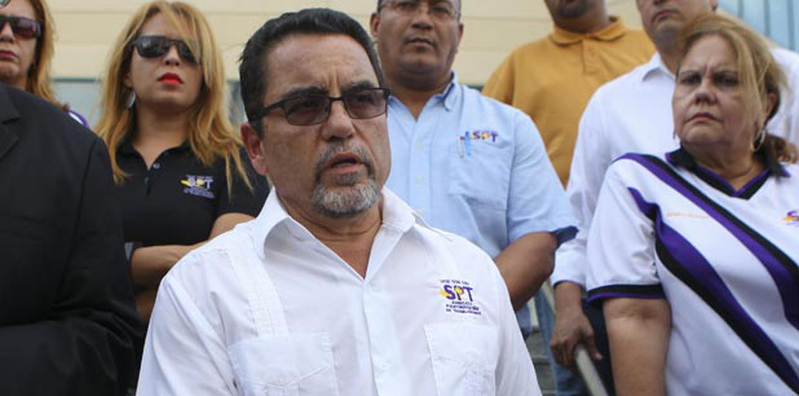 Roberto Pagán, del Sindicato Puertorriqueño de Trabajadores (SPT), alega que "timaron al gobierno”. (gfrmedia/ Alberto Bartolomei )