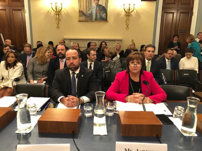 En la foto, Omar Marrero y Natalie Jaresko en audiencia congresional el octubre 22 de 2019. (GFR Media)