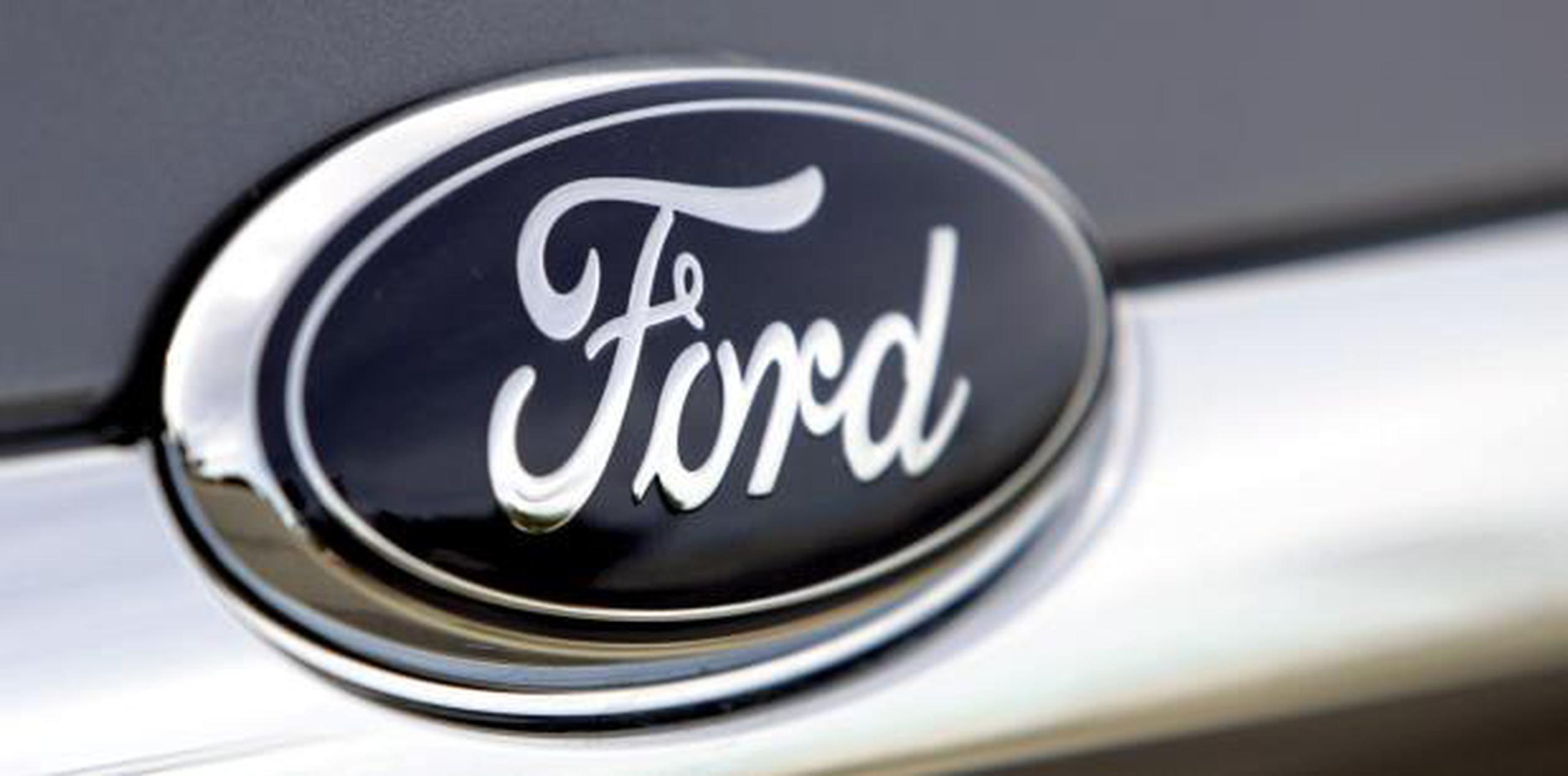 Ford dijo que no tiene información de accidentes o lesiones provocadas por este defecto. (EFE)