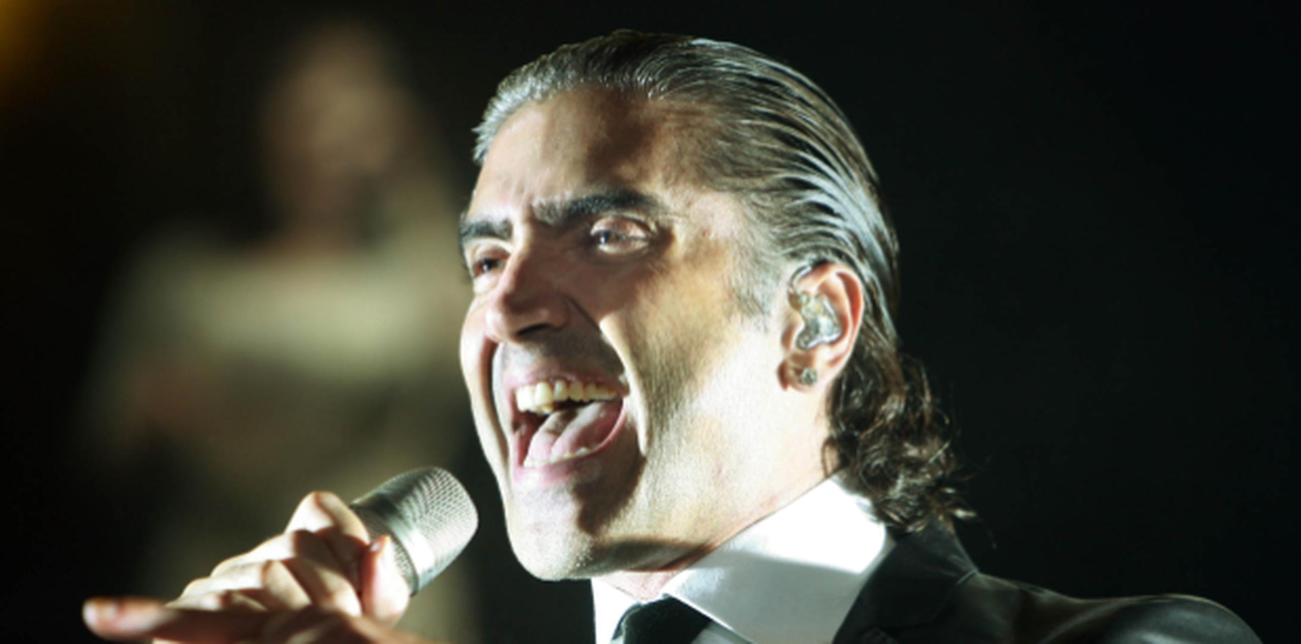 Alejandro Fernández se ha mantenido en 12 puesto de los conciertos más lucrativos por dos semanas consecutivas. (Archivo)