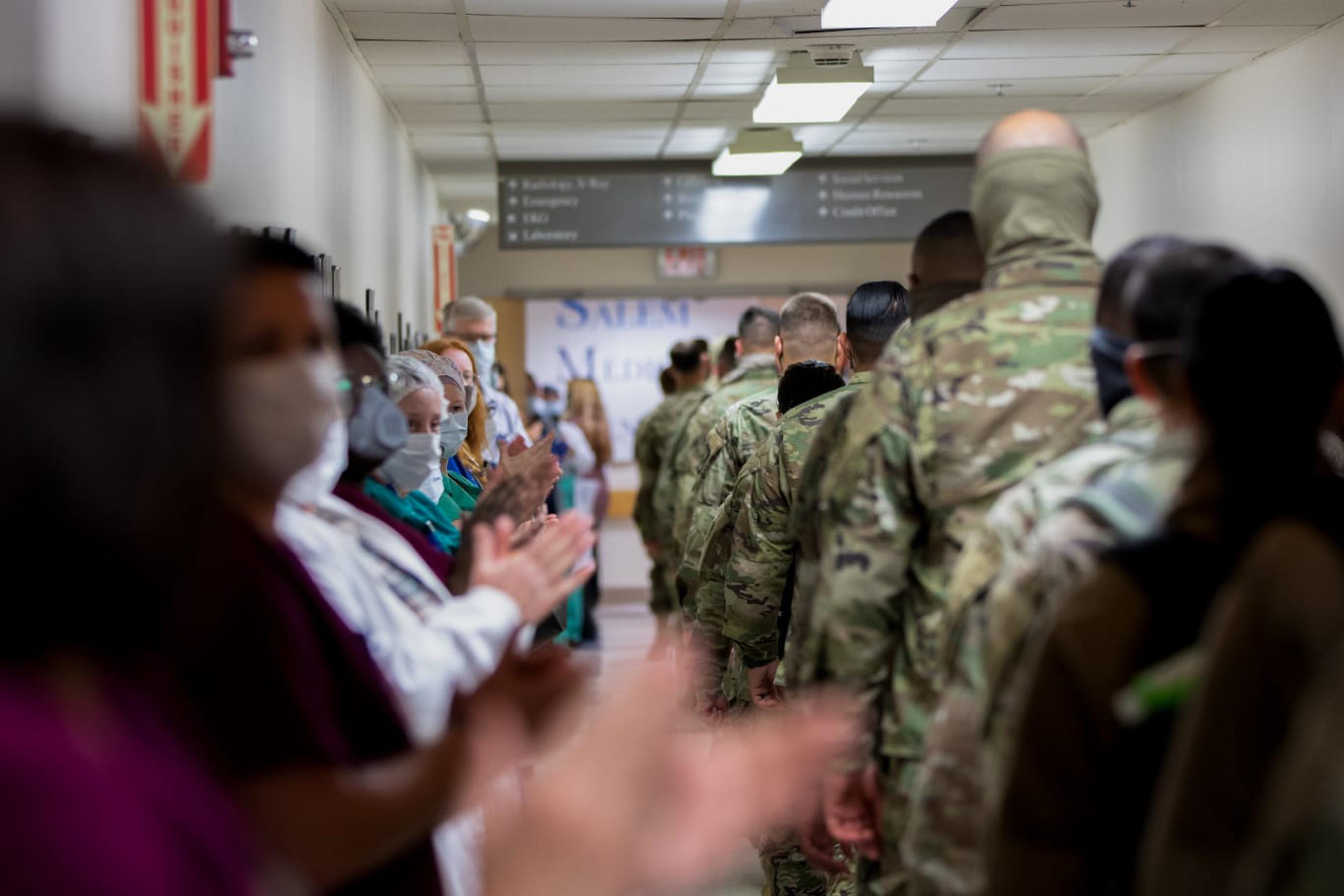 En el caso de Puerto Rico hay un equipo militar conformado por especialistas de todas las ramas de la salud en el Fuerte Buchanan, en Guaynabo, pero de ser necesario se activarían grupos de otros estados.