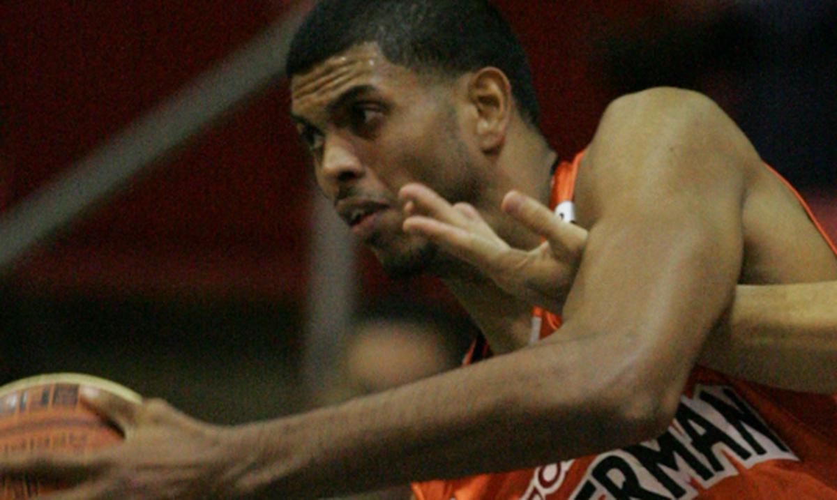 Manatí sigue reforzándose para su debut en el BSN Primera Hora