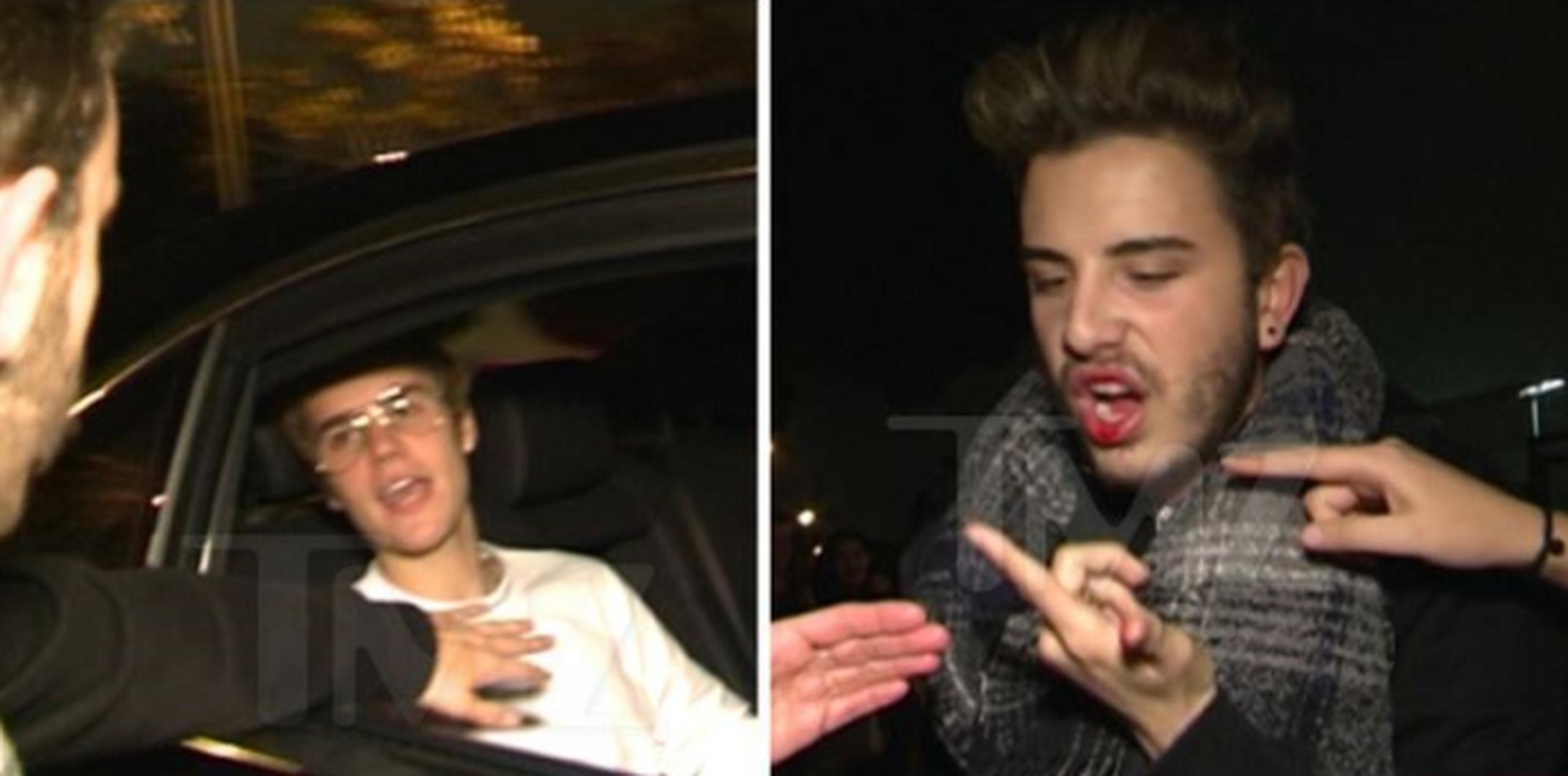 Según reportó TMZ, el cantante canadiense de 22 años de edad, le dio un puño en la cara a un fanático cuando se dirigía en un auto a ofrecer un espectáculo en Barcelona ayer en la noche. (TMZ)