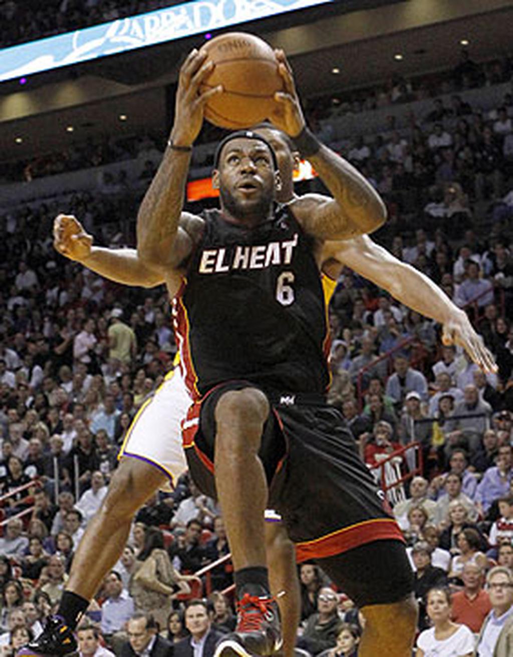 tyson chandler mavericks clavada