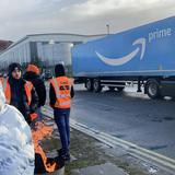 “No somos robots”: el grito desesperado de los empleados de Amazon en R.Unido 