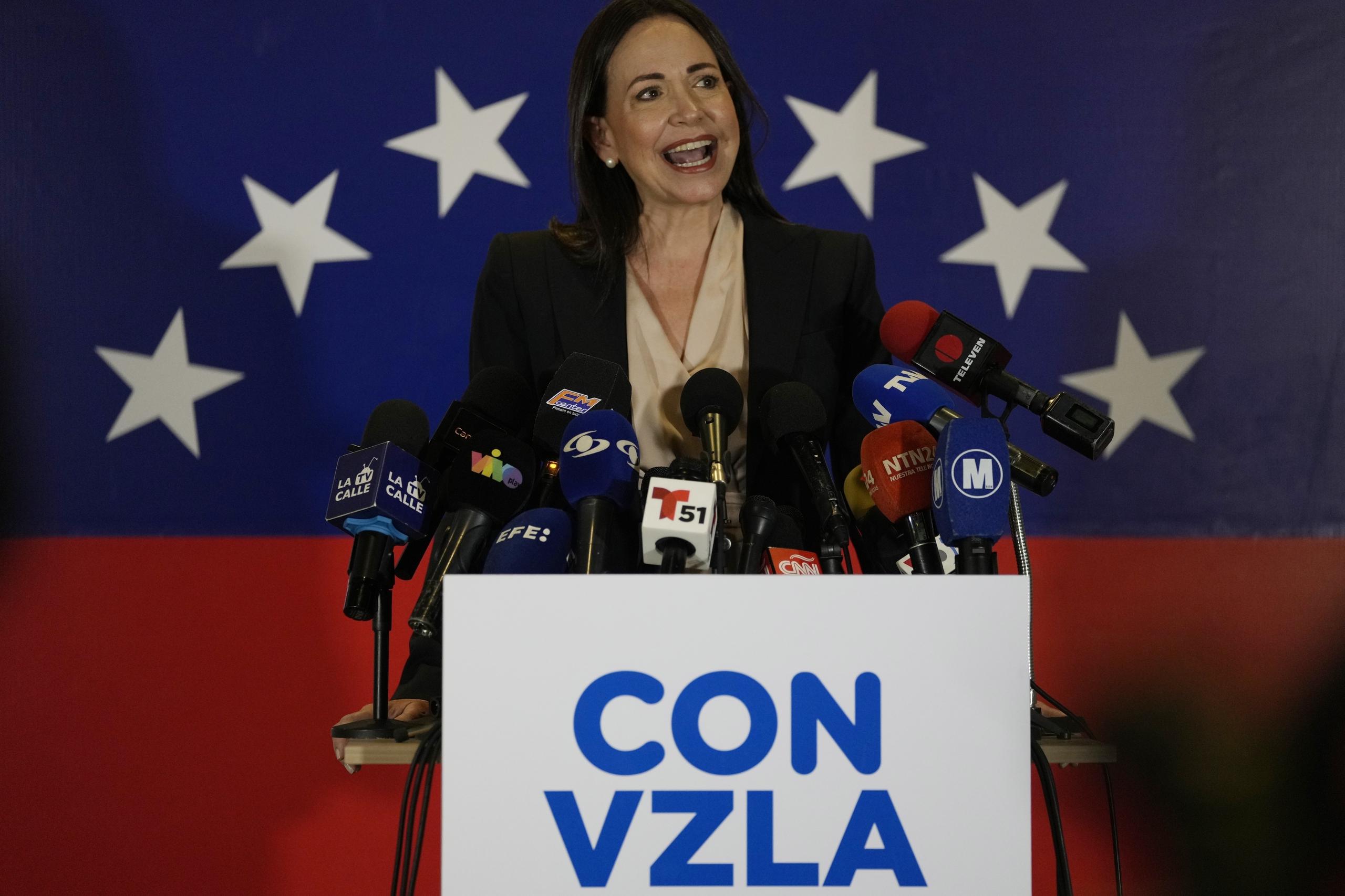 La exlegisladora María Corina Machado busca medirse con el presidente Nicolás Maduro en los comicios de 2024.