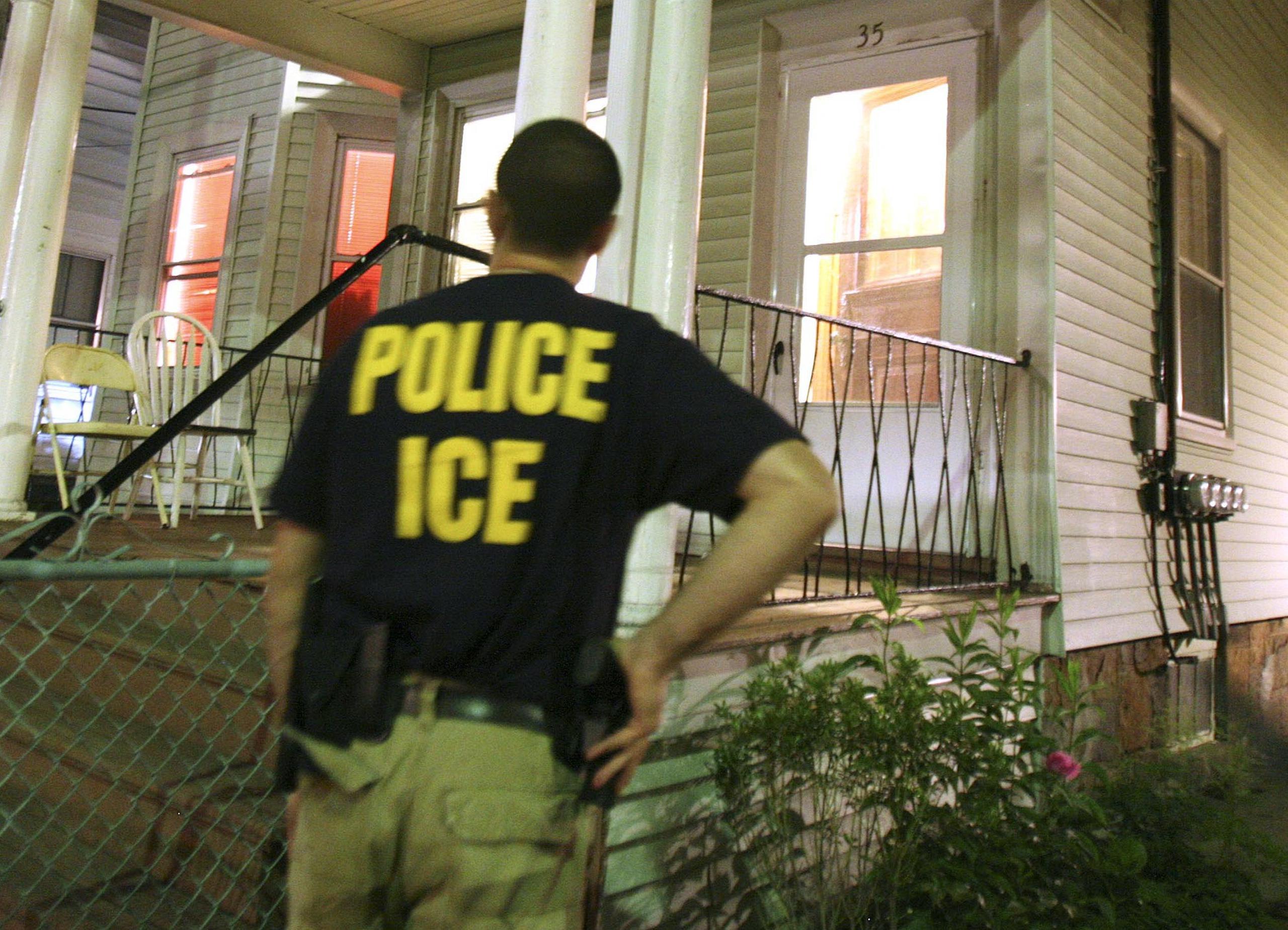 “Todo esto es parte una investigación federal en proceso", confirmó ICE.
