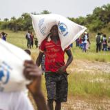 Ganador del Nobel de la Paz pide ayuda a los millonarios para combatir el hambre