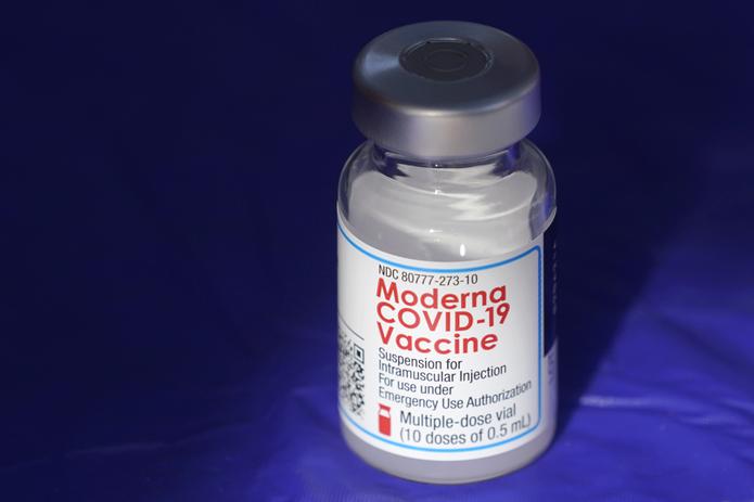 Unos 261 millones de estadounidenses han recibido al menos una dosis de vacuna para el coronavirus, pero solamente 108 millones han recibido un refuerzo.