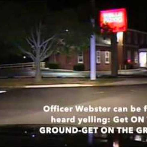 Vídeo muestra violencia policial contra un negro en Delaware