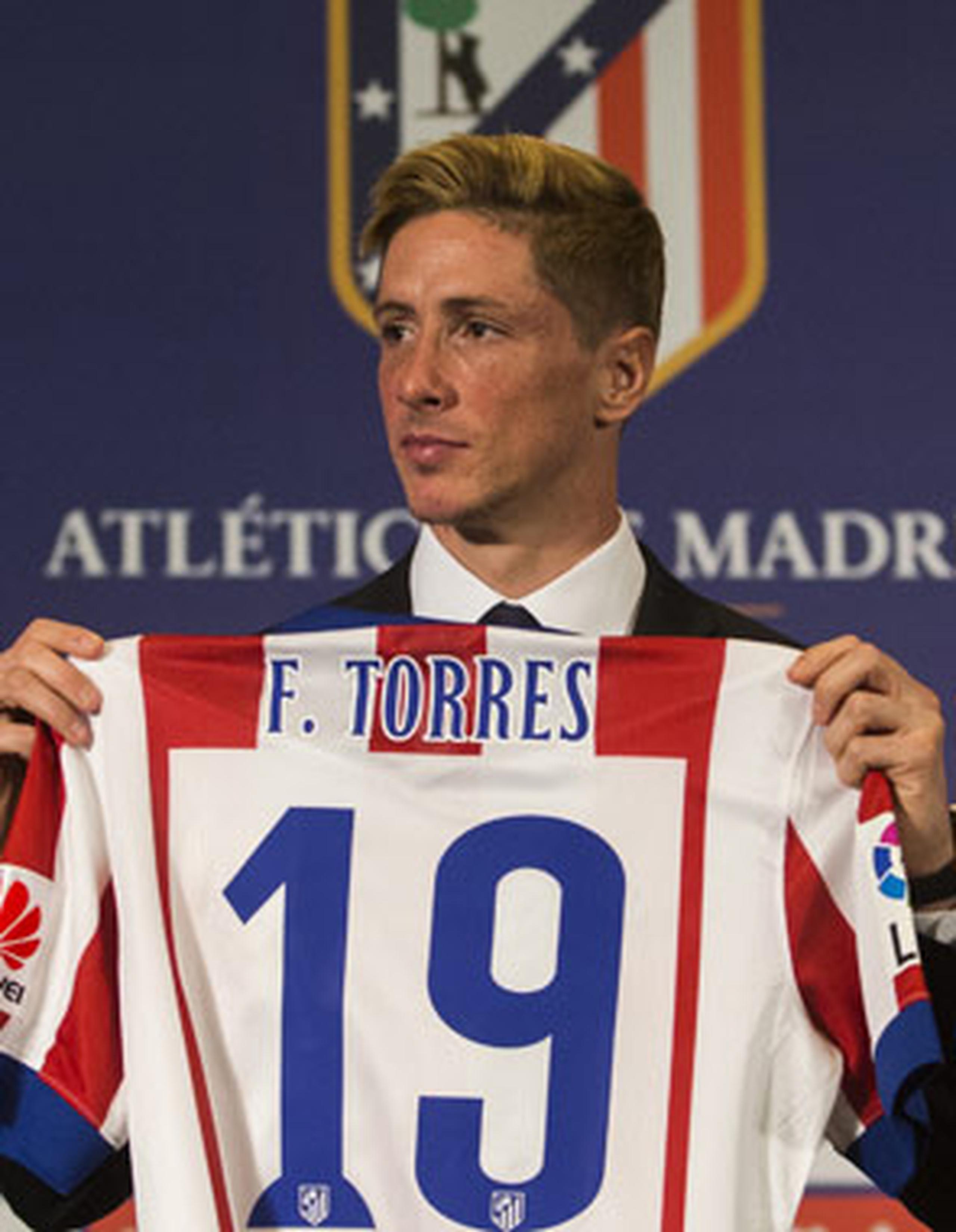 Fernando Torres debutó con el Atlético en 2001, cuando tenía 17 años y anotó 91 goles en 244 partidos con el equipo madrileño. (AP)