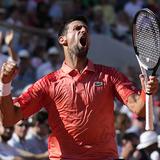 Novak Djokovic adelanta en París a pesar de los abucheos 
